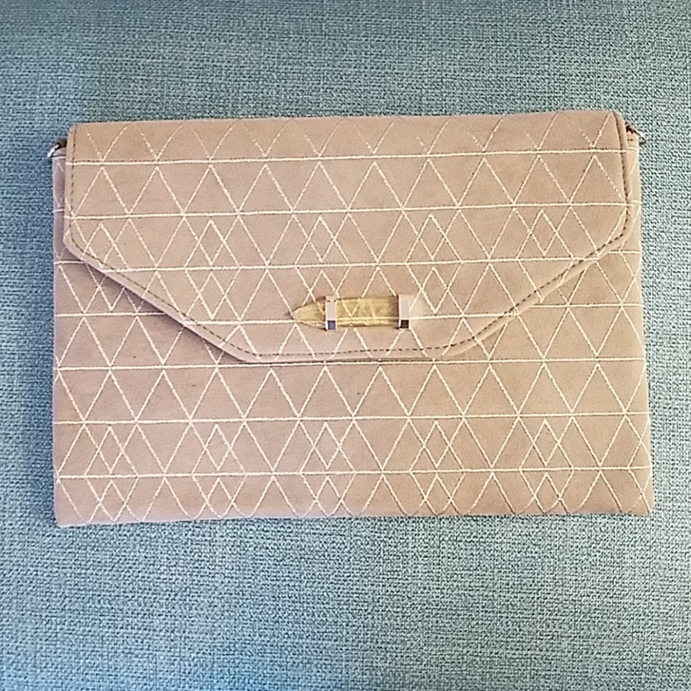 Stella & Dot clutch